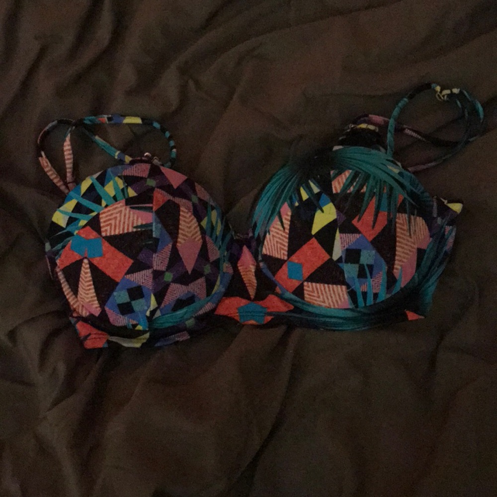 Bikini top